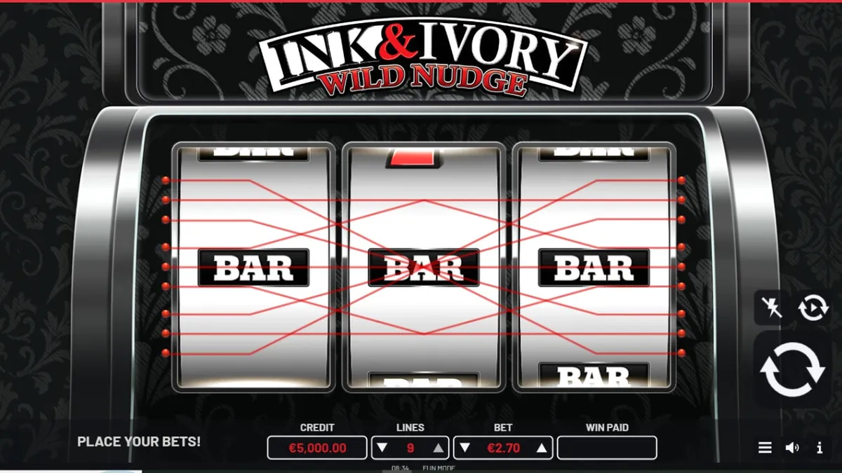 Design minimalista em preto e branco do slot Ink & Ivory com símbolos clássicos